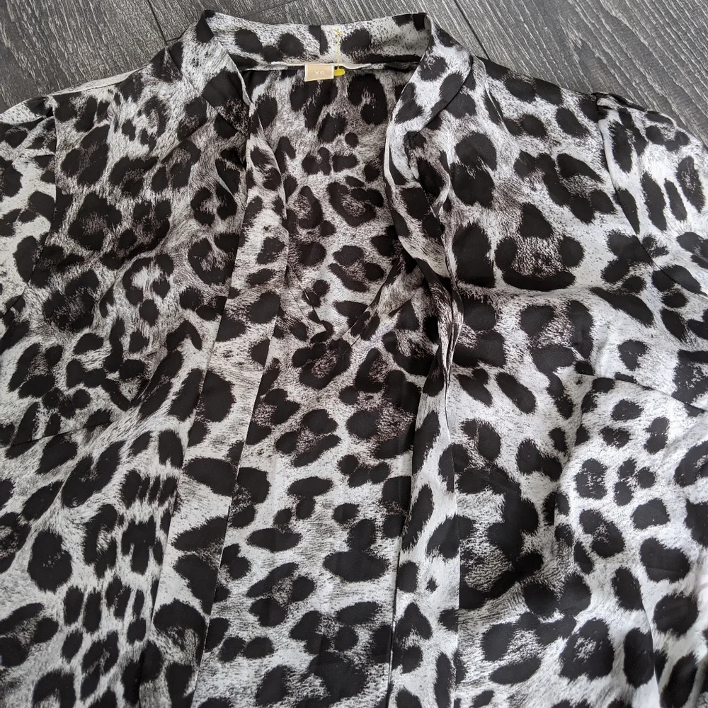 MICHAEL KORS - Yesler Leopard-Print Blouse - Picture 11 of 11